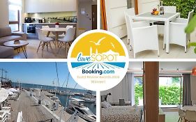 Lovesopot Luxury Garden Apartment